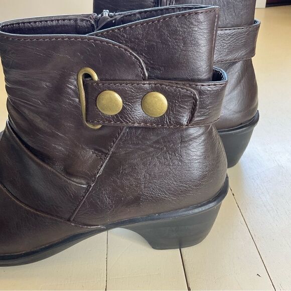 SBICCA Ankle Boots Brown Strap Side Zipper Size 7M - Picture 8 of 13